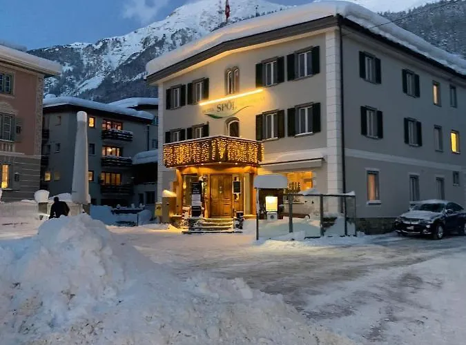 Hotel Spoel Restaurant Zernez photo