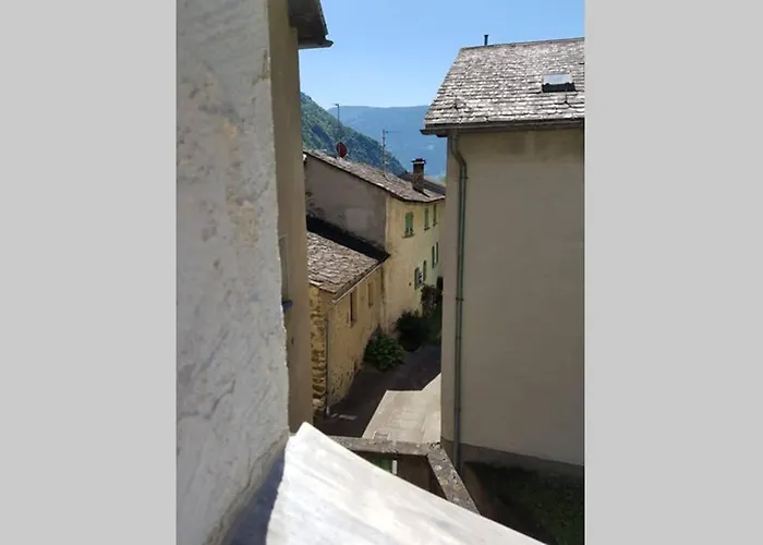 Bezauberndes Haus Fuer Erholsame Ferien Im Puschlav Villa Campascio photo