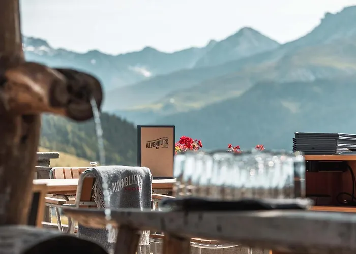 Alpenblick Bergrestaurant & Hotel Arosa photo