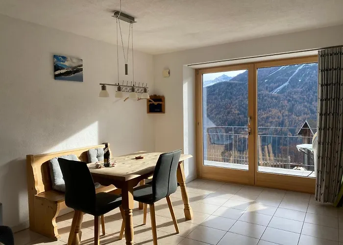 Ferienwohnung In Tschlin Mit Panoramablick photo