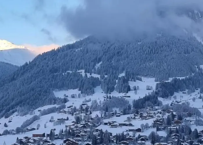 foto di Wef Klosters Executive Apartment With Direct Train To Davos