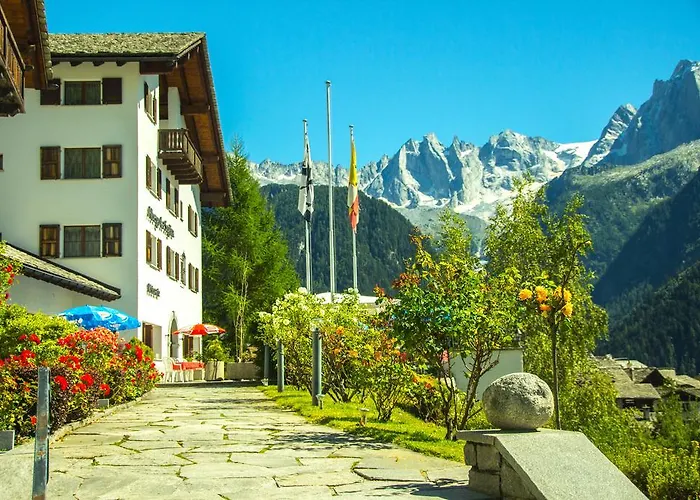 Hotel La Soglina Soglio photo