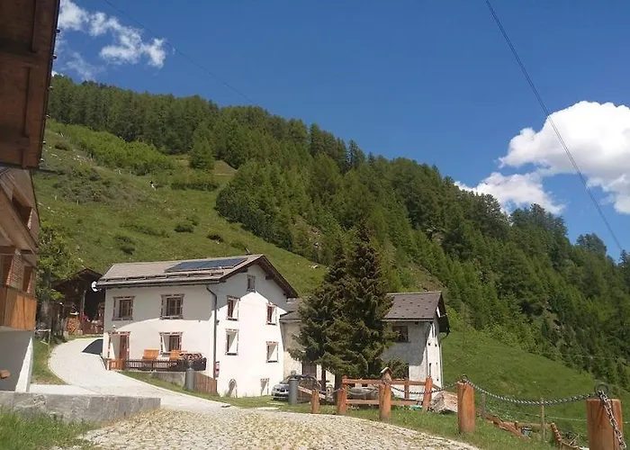 Berghaus Am Sonnenhang Valpaschun Valchava photo