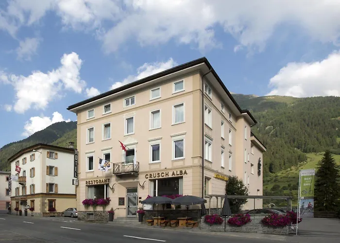 Hotel Crusch Alba Zernez photo